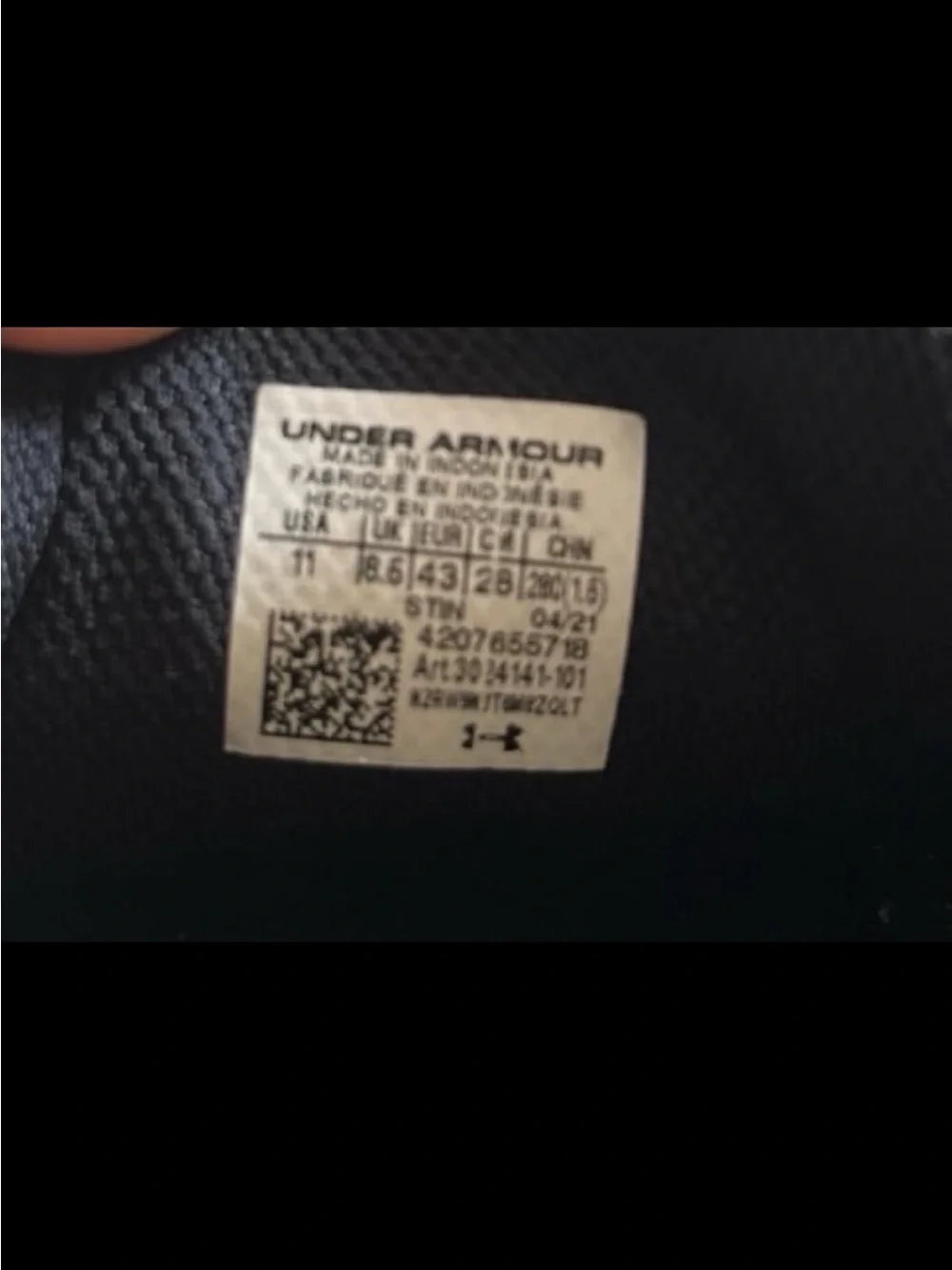 Women’s Under Armor Athletic running shoes size 11